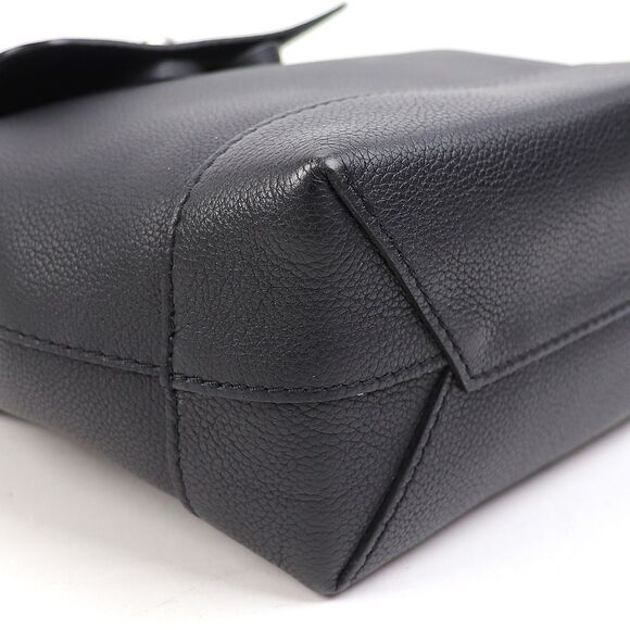 Louis Vuitton LockMe Mini Backpack Noir Taurillon Calfskin Leather - Picture 7 of 12